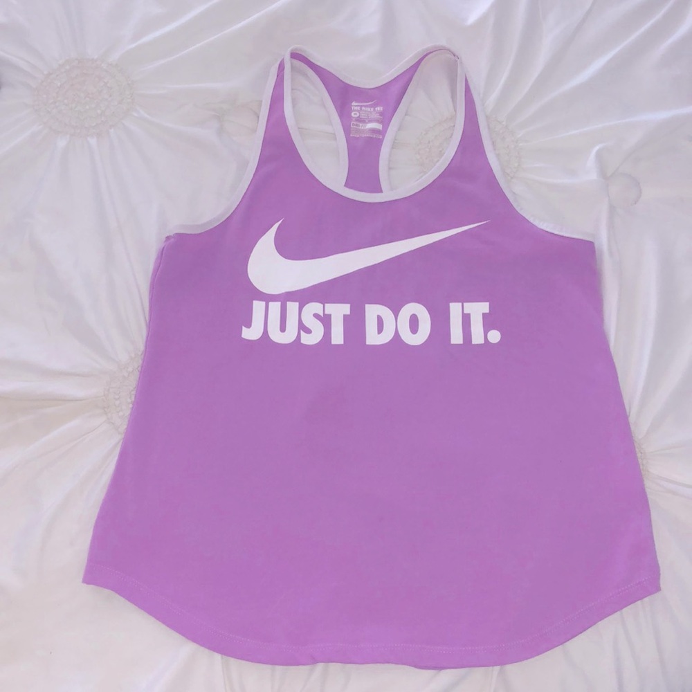 NIKE WHITE TRIM & LAVENDER TANK